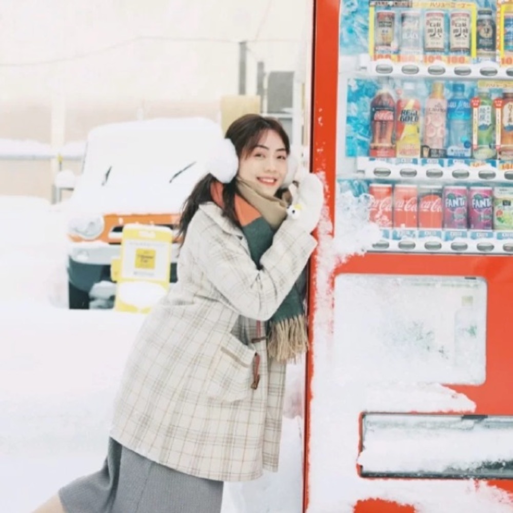 Earmuffs for winter，cute